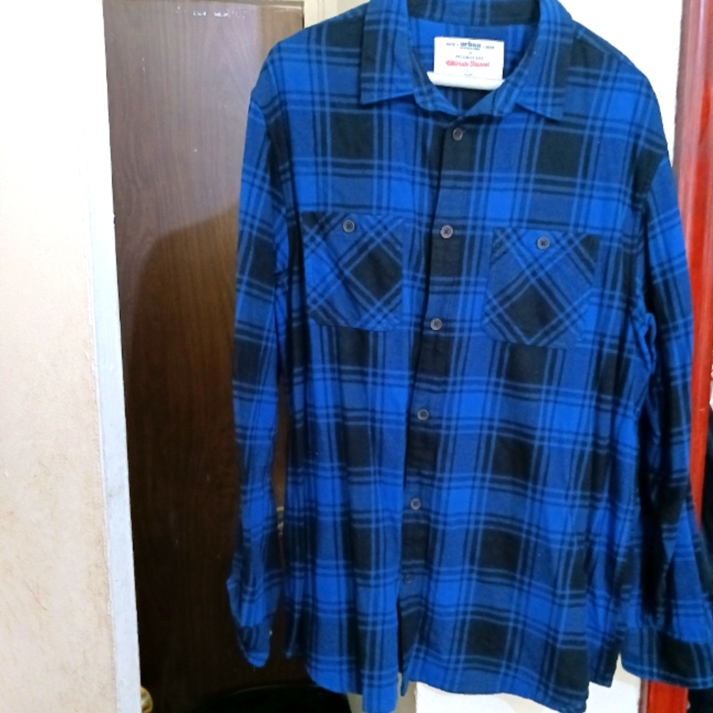 Ultimate Flannel long sleeve button up
